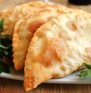 Чебуреки с мясным фаршем