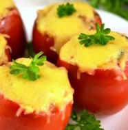 pomidory-farshirovanye-kuricei