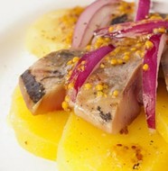 salat-kart-s-seledkoi-i-luko