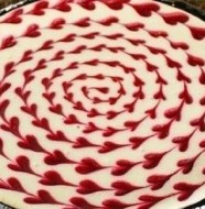 оформление-торта-в-виде-сердец